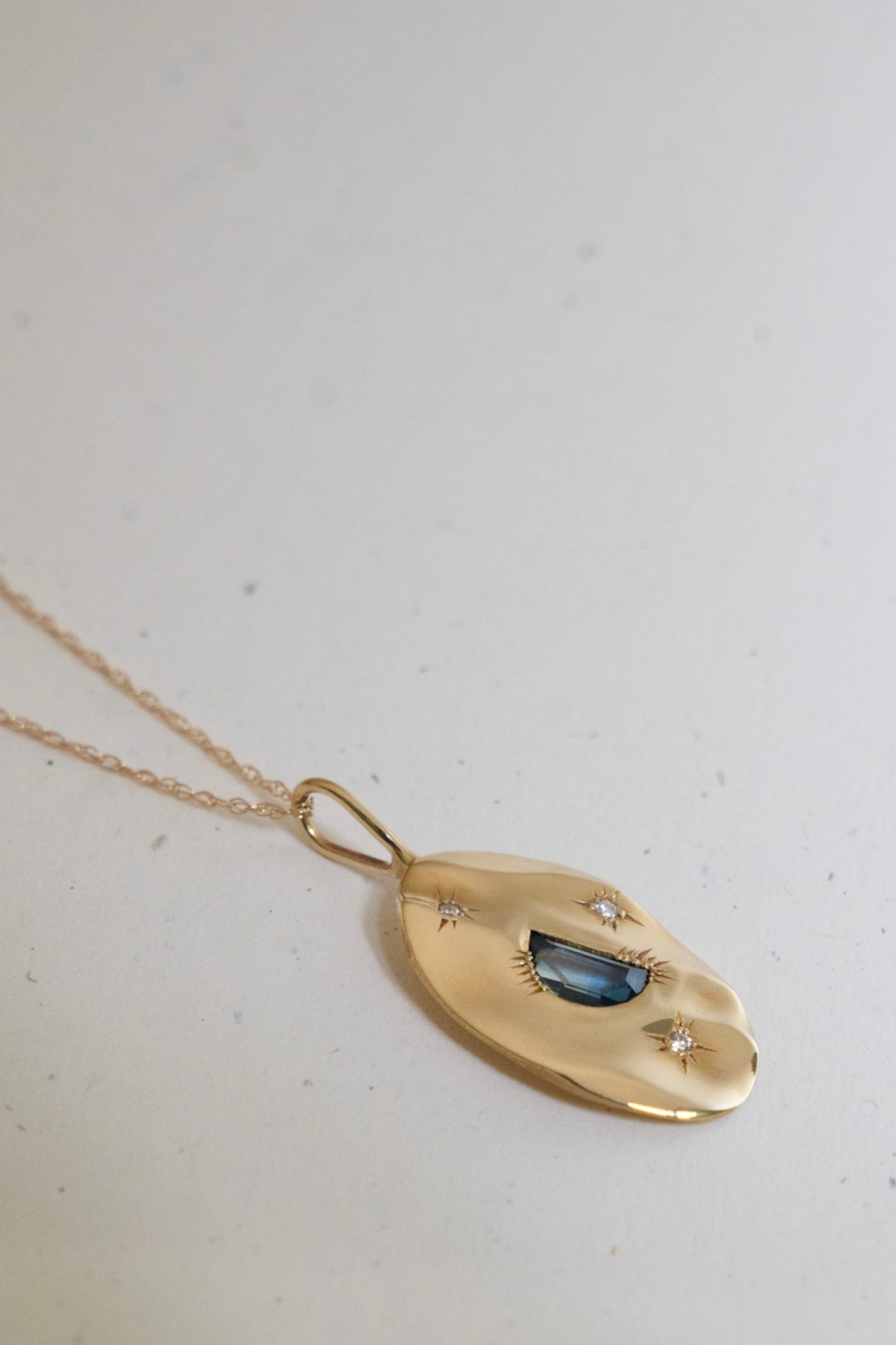 Moonrise Pendant - Sapphire & Diamond